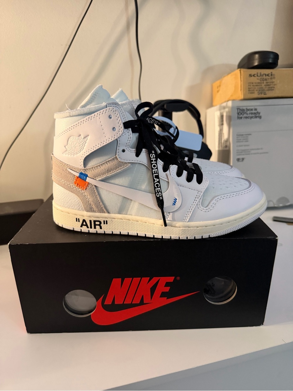 2026 Nike Jordan Off- White High-Top Sneakers size 8. (100%authentic)